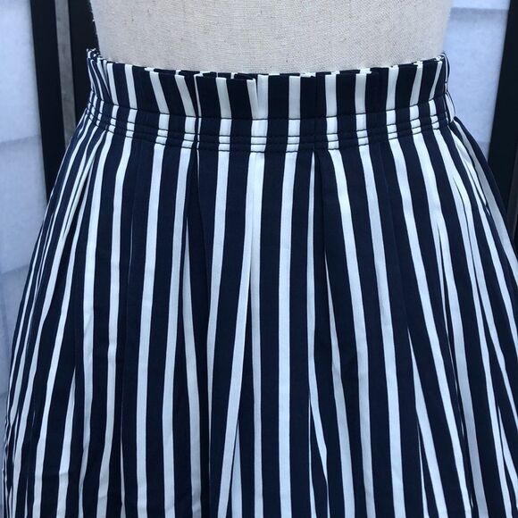 J Crew Mercantile Striped Skirt - Picture 4 of 14
